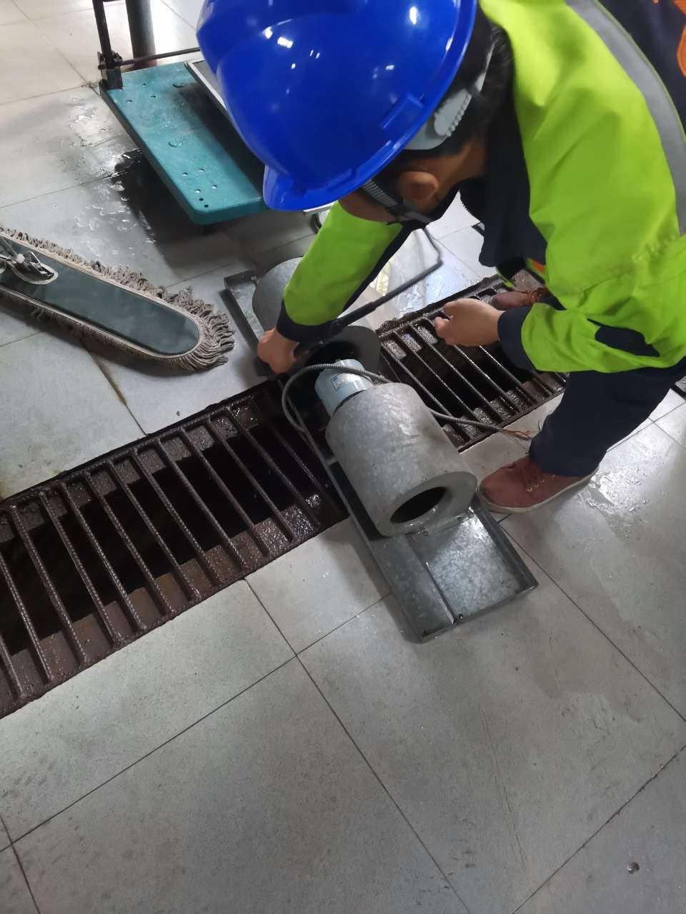 水中央空調保養(yǎng)都有哪些項目呢視頻